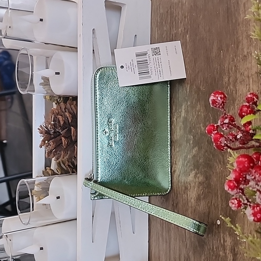 Kate Spade NWT Lucy Metallic L Zip Wristlet - SOLD OUT - Picture 2 of 9